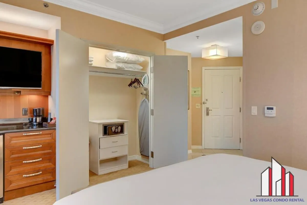 Mgm Signature-09-716 8 Two Adjacent Studio Units Las Vegas